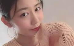 穿这么少不就是给人C的